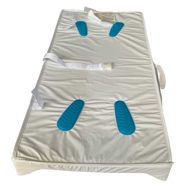 Munchkin-Secure-Grip-Changing-Pad-White-4