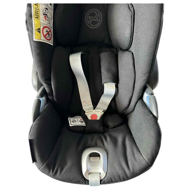 Cybex-Cloud-Z-i-Size-Car-Seat-Deep-Black-4