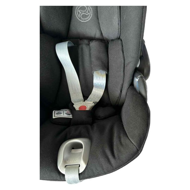 Cybex-Cloud-Z-i-Size-Car-Seat-Deep-Black-6
