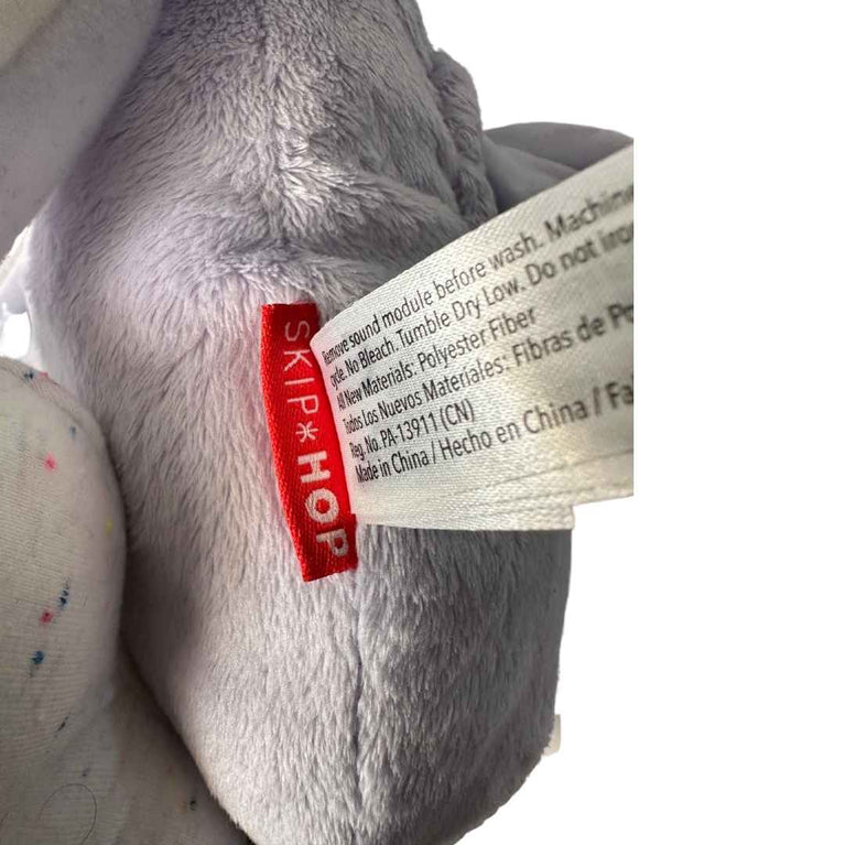 Skip-Hop-Cry-Activated-Soother-Unicorn-6