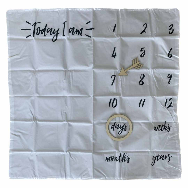 Ginger-Ray-Oh-Baby!-Milestone-Blanket-Keepsake-with-Wooden-Markers-White-4