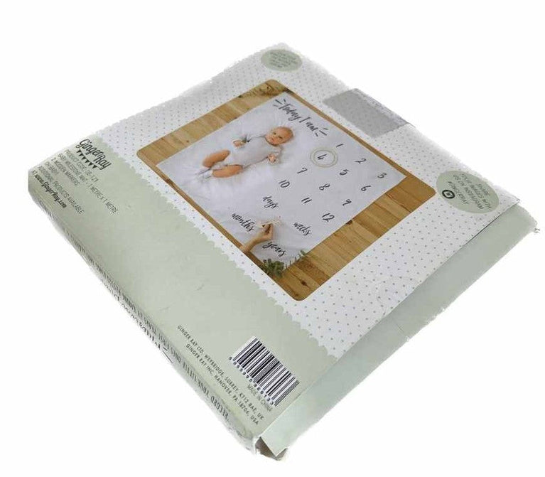 Ginger-Ray-Oh-Baby!-Milestone-Blanket-Keepsake-with-Wooden-Markers-White-5
