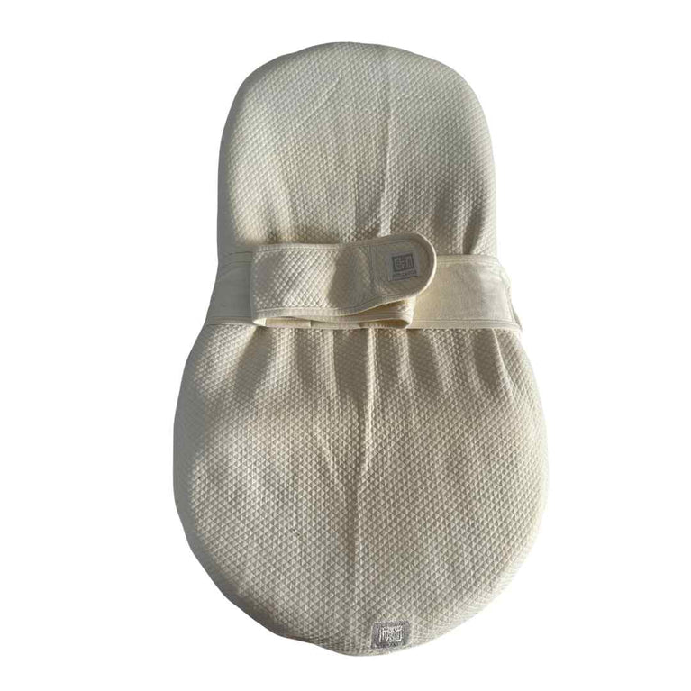 Red-Castle-Cocoonababy-Sleeping-Pod-White-+-Extra-Fitted-Covers,-Belt-3