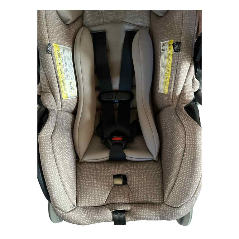 evenflo-Pivot-Travel-System-with-LiteMax-Car-Seat-&-Base-(2019)-Desert-Tan-9