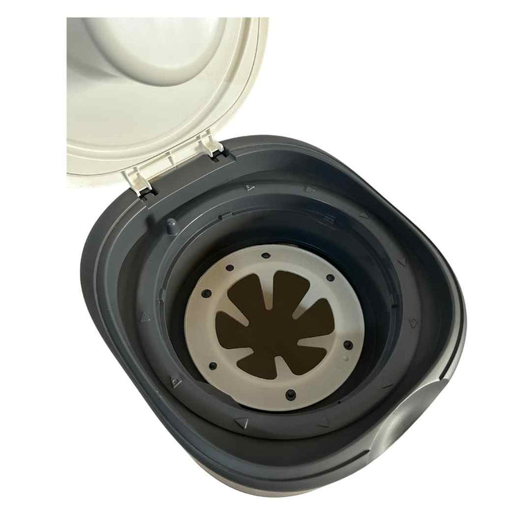 Tommee-Tippee-Twist-&-Click-Advance-Nappy-Disposal-Sangenic-Tec-Bin-White-&-Dark-Grey-7