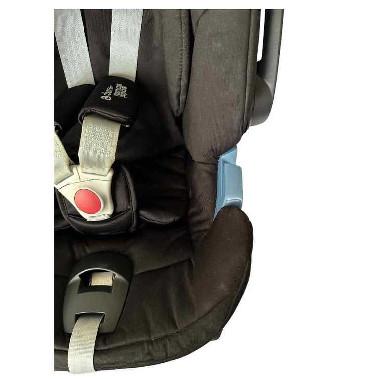 Cybex-Aton-5-Car-Seat-(Mamas-&-Papas-Edition)-+-Base-2-fix-(2021)-Black-8