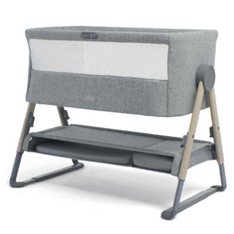 Mamas-&-Papas-Lua-Bedside-Crib-Grey-1