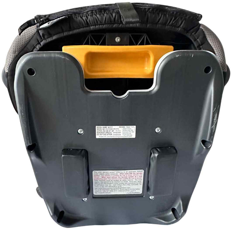 Chicco-MyFit-Zip-Harness-+-Booster-Car-Seat-with-IsoFix-System-NightFall-22