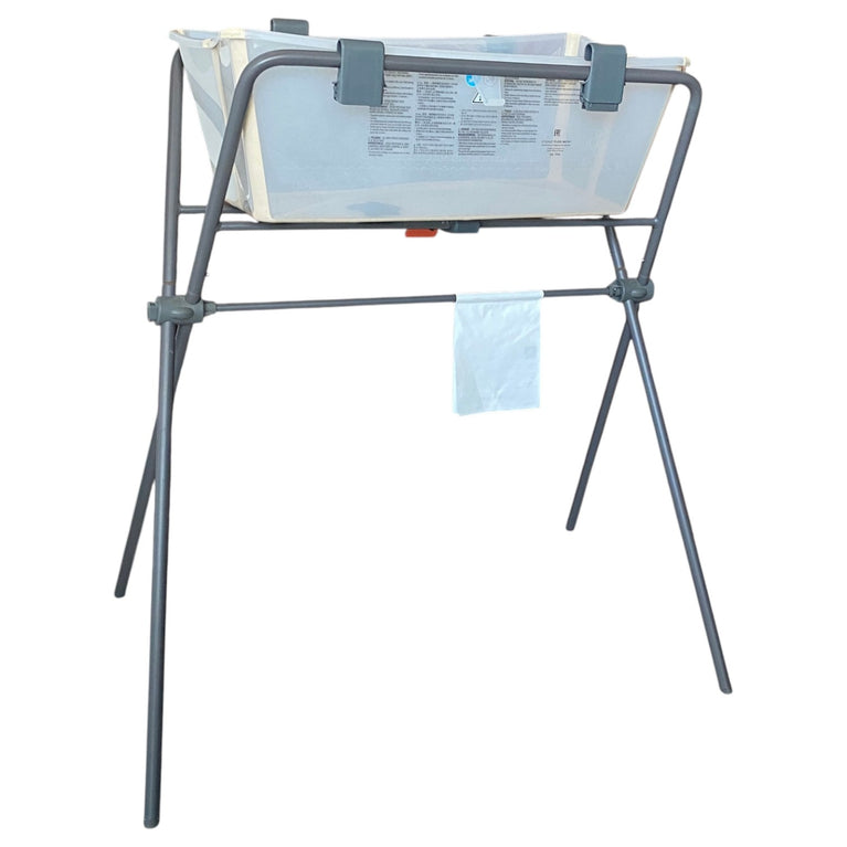 Stokke-Flexi-Bath-Tub-With-Newborn-Support-&-Stand-Set-White/Grey--2-1