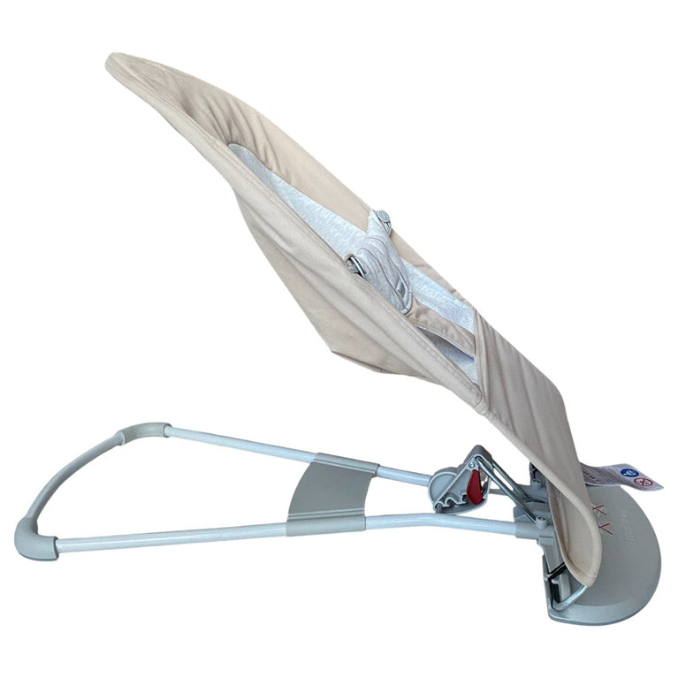 BabyBjorn-Bouncer-Balance-Soft-Beige-and-Grey-3-4