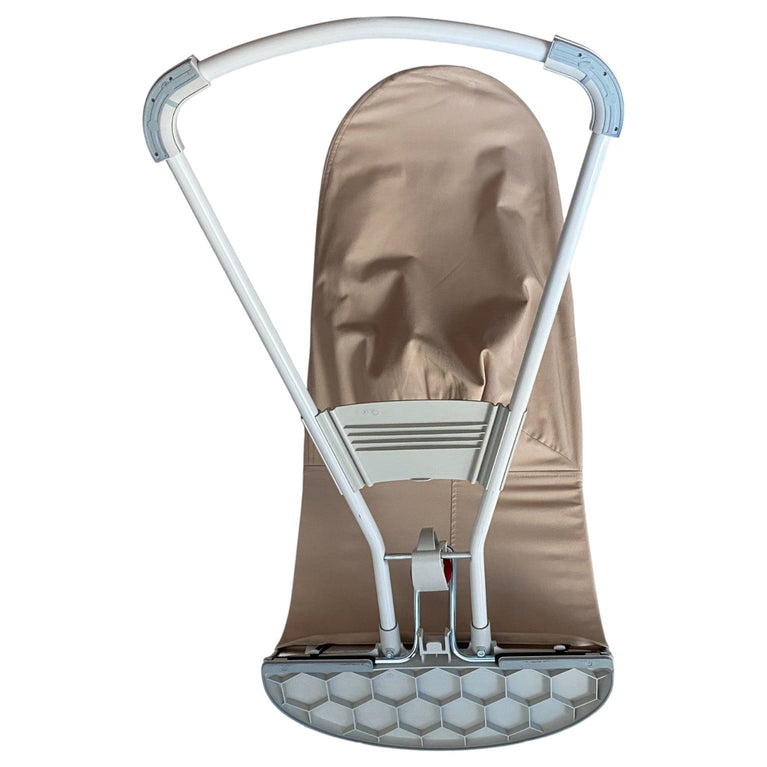 BabyBjorn-Bouncer-Balance-Soft-Beige-and-Grey-3-6