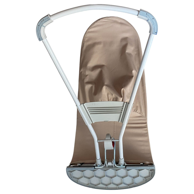 BabyBjorn-Bouncer-Balance-Soft-Beige-and-Grey-3-6