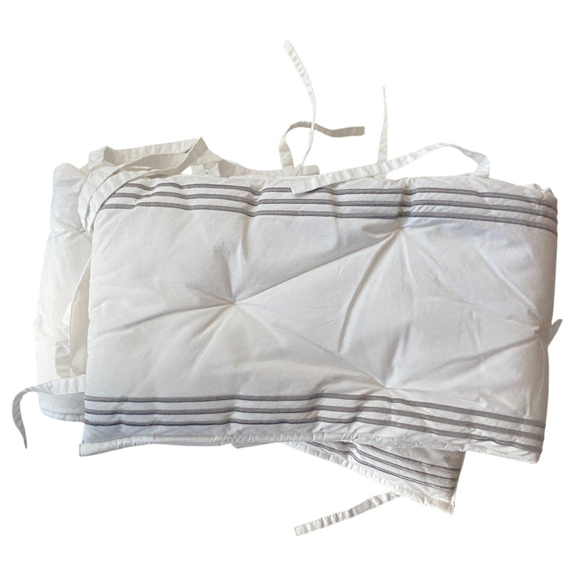 Pottery-Barn-Kids-Baby-Crib-Bumper-White-with-Gray-Border-1-1