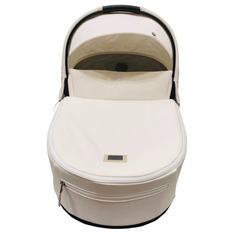 Cybex-Mios-Lux-Carry-Cot-Off-White-1-2