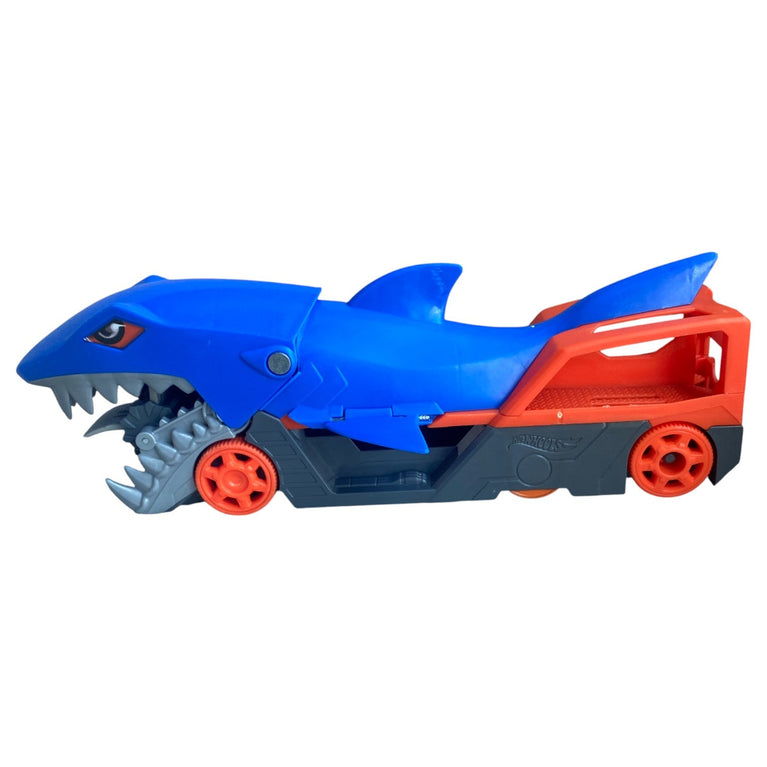 Hot-Wheels-Shark-Chomp-Transporter-Playset-3