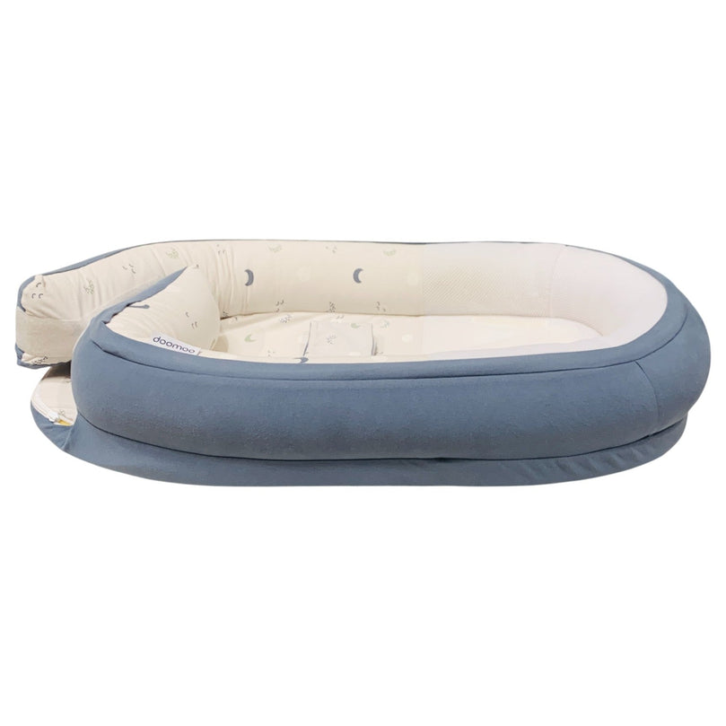 Doomoo-Cocoon-Baby-Nest-Blue-Grey-Moon-2-5