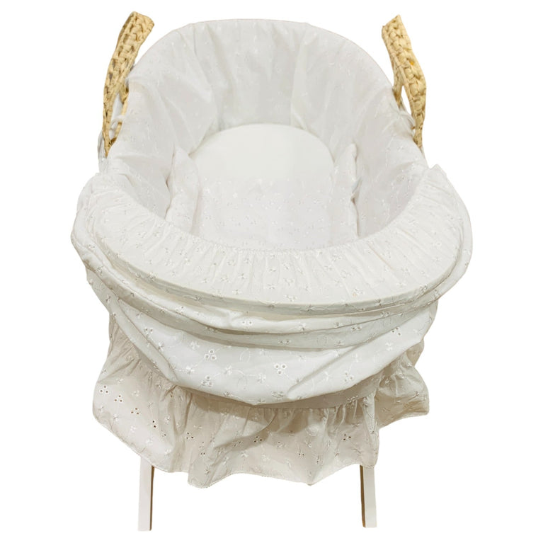 Kinder-Valley-White-Palm-Moses-Basket-with-Stand-4-5