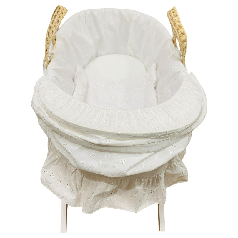 Kinder-Valley-White-Palm-Moses-Basket-with-Stand-4-5
