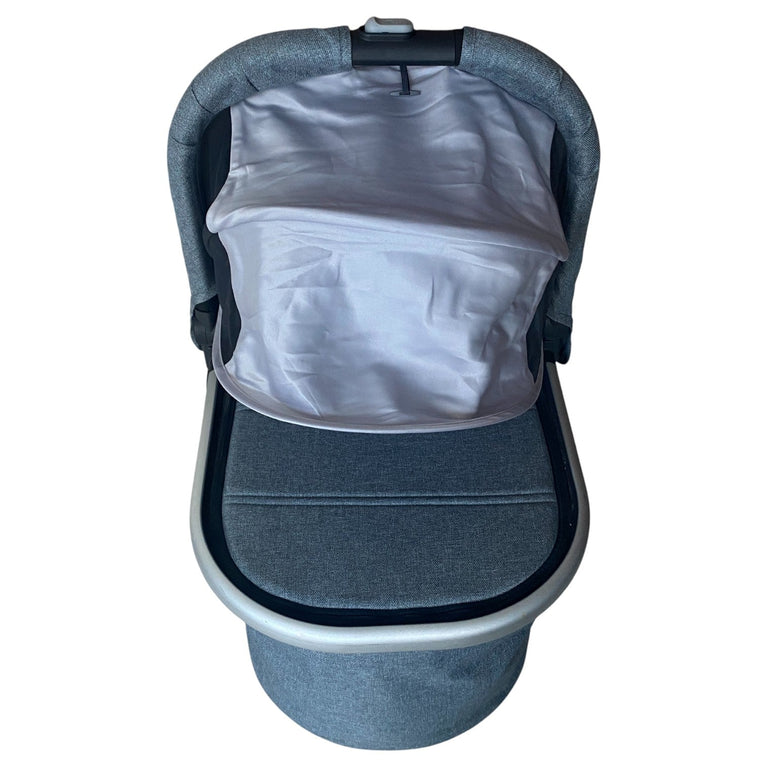 Uppababy-Vista-V2-Stroller-&-Carrycot-Grey-1-11