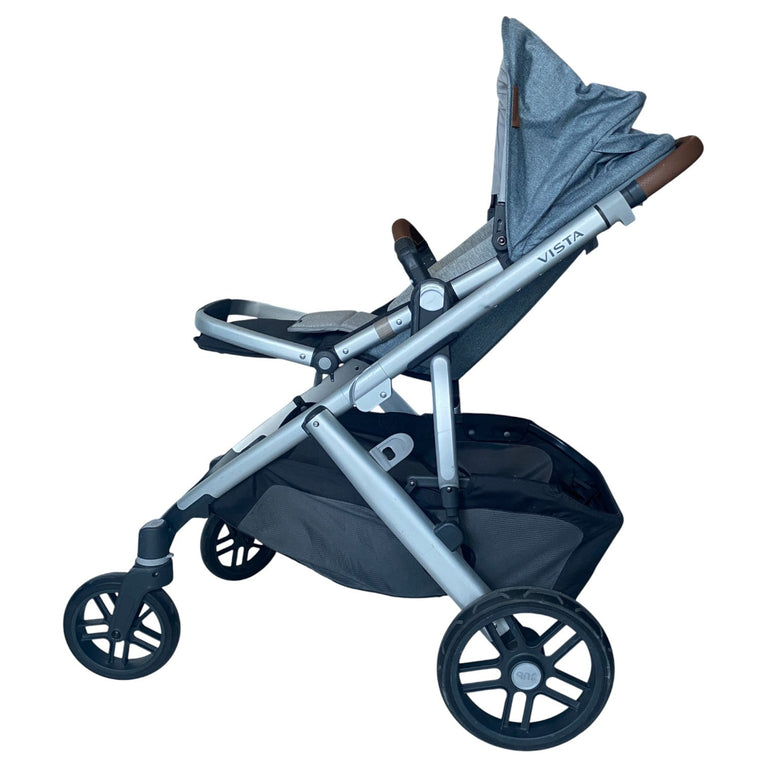 Uppababy-Vista-V2-Stroller-&-Carrycot-Grey-1-7