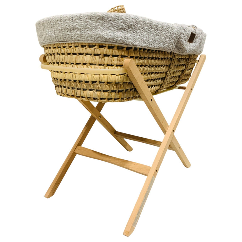 The-Little-Green-Sheep-Natural-Knitted-Moses-Basket-Dove-1-5