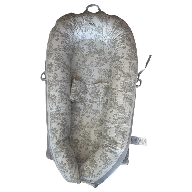 Nini-Printed-Baby-Nest-with-Toys-1-4