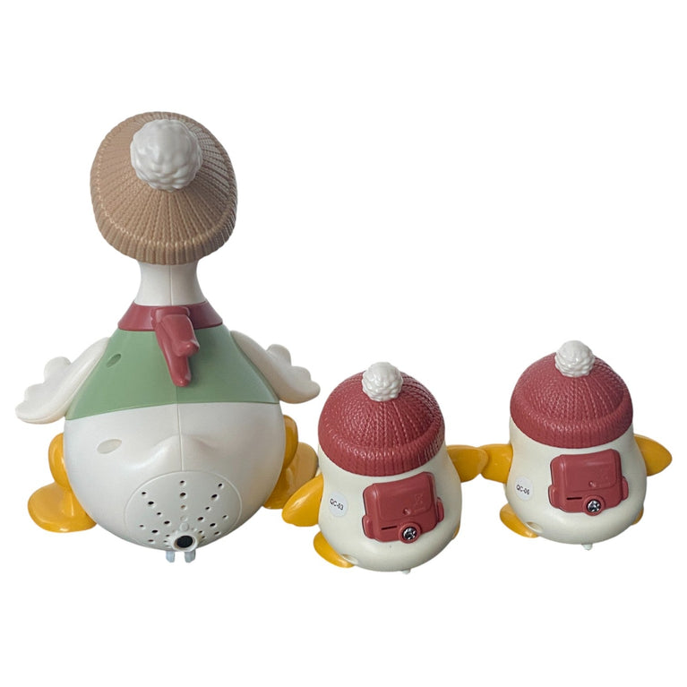 Hola-Waddling-Family-Duck-1-3