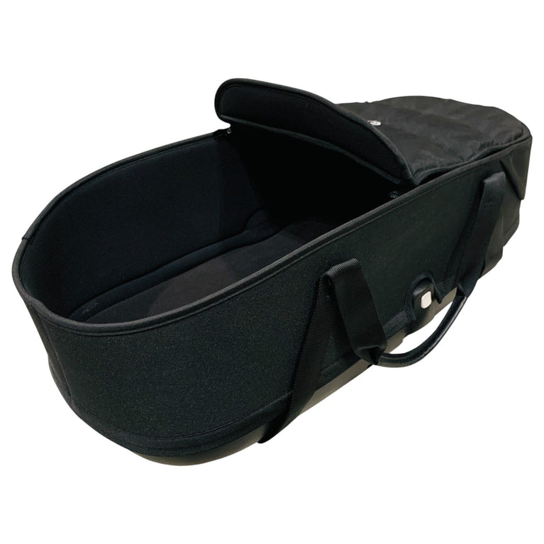 Bugaboo-Bassinet-Black-3-4