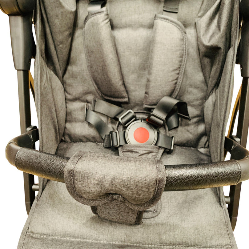 Miila-Travel-Stroller-and-Adapter-Black-1-5