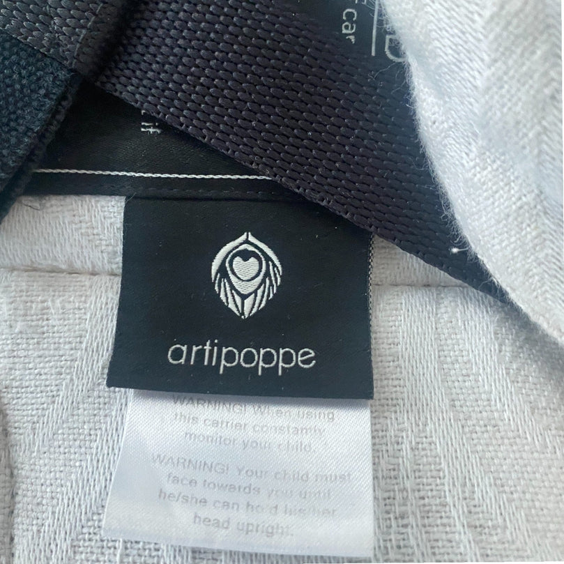 Artipoppe-Zeitgeist-Spirit-Baby-Carrier-in-Linen-White-1-5
