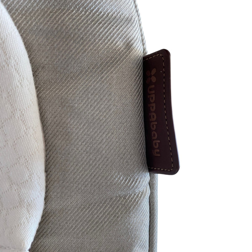 UPPAbaby-Mamaroo-Charlie-Sand-Mélange-1-8