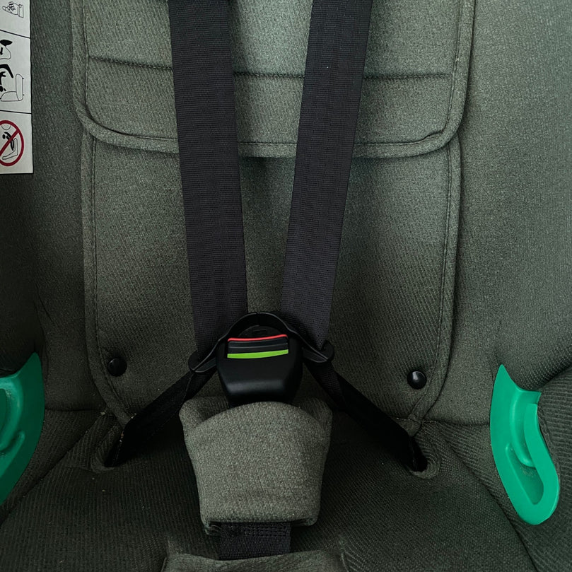 KikkaBoo-i-Size-Car-Seat-with-Isofix-Base-Army-Green-4