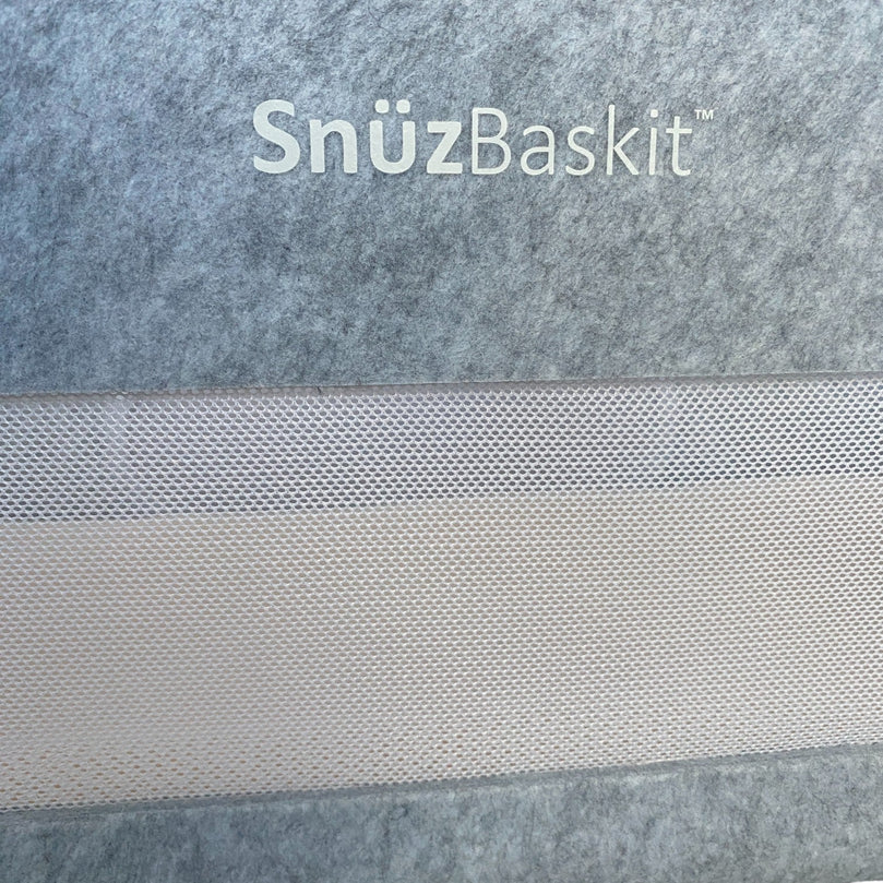 SnuzBaskit-Light-Grey-Moses-Basket-&-Dove-Grey-Stand-Set-1-3