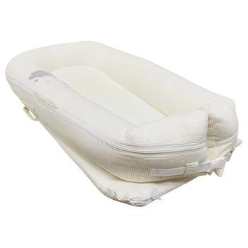 Giggles-Bed-in-Bed-4-1