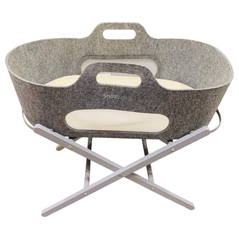 SnuzBaskit-Light-Grey-Moses-Basket-&-Dove-Grey-Stand-Set-3-2
