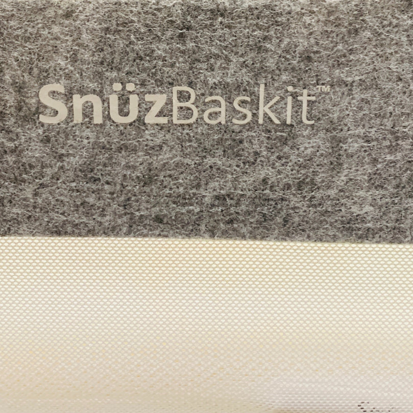 SnuzBaskit-Light-Grey-Moses-Basket-&-Dove-Grey-Stand-Set-3-5