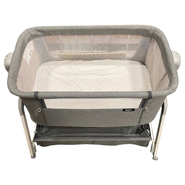 Giggles-Watson-Side-Bassinet-with-Glide-1-6