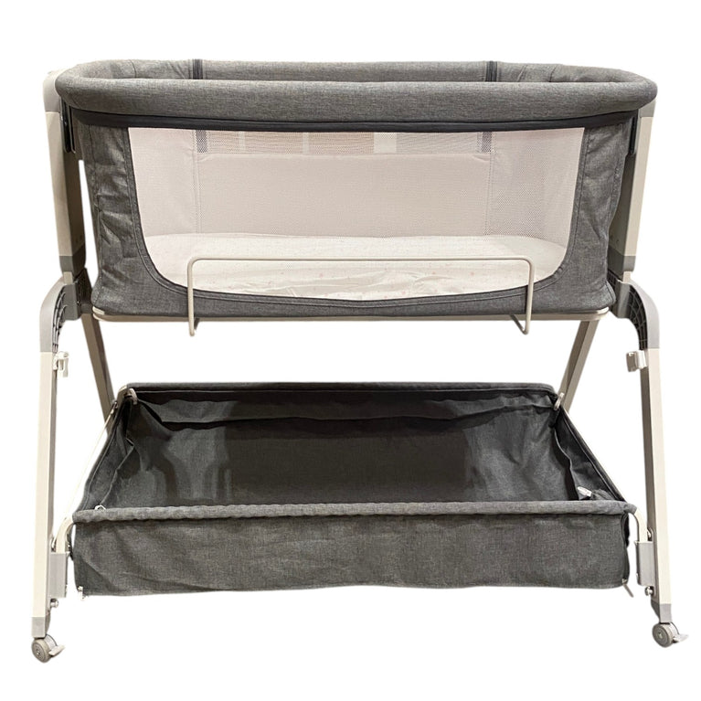 Giggles-Watson-Side-Bassinet-with-Glide-1-7