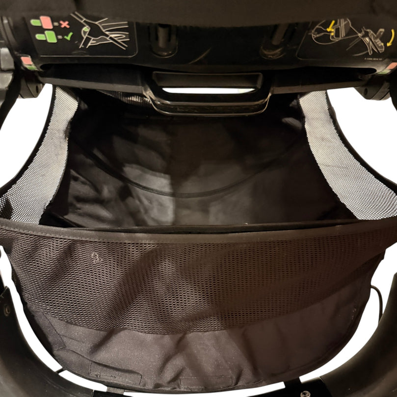 Mamas-&-Papas-Ocarro-Signature-Edition-Jewel-Pushchair-(Black-Diamond)-&-Carry-Cot-(Midnight-Blue)-1-10