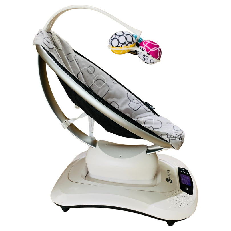4moms-Mamaroo-4.0-Bouncer-Grey-15-3