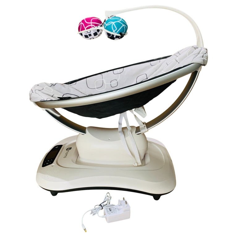 4moms-Mamaroo-4.0-Bouncer-Grey-15-4