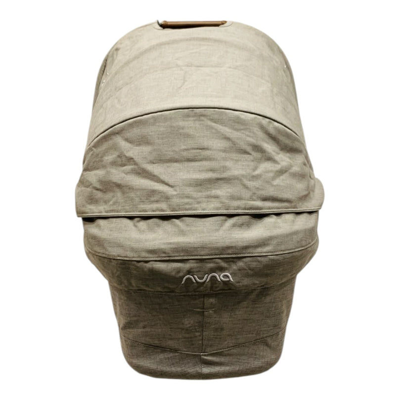 Nuna-Triv-Carry-Cot-Grey-1-4