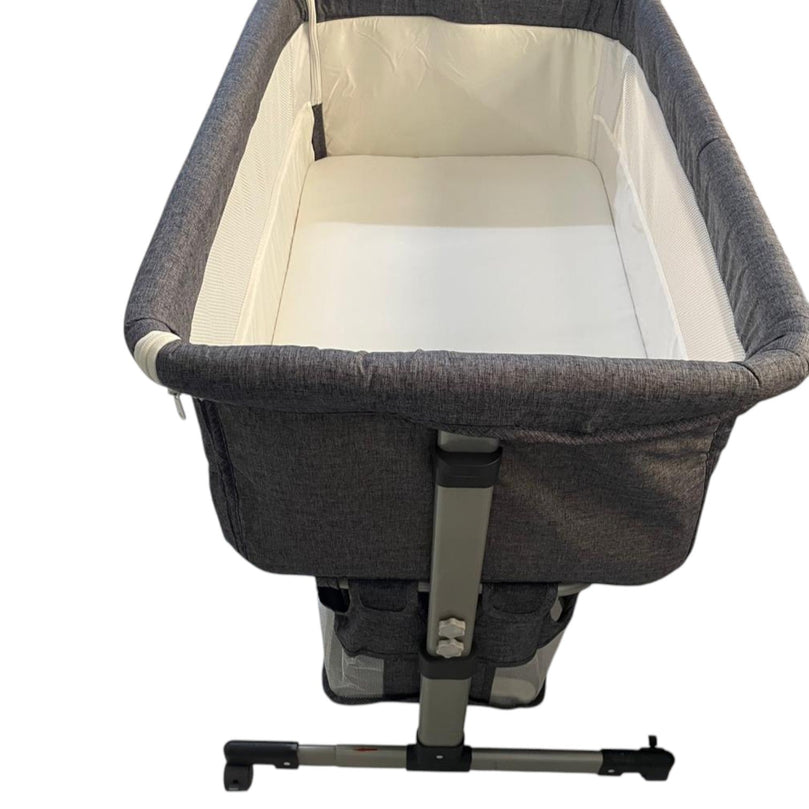 Bonfino-Regal-Crib-&-Bedside-Bassinet-1-6