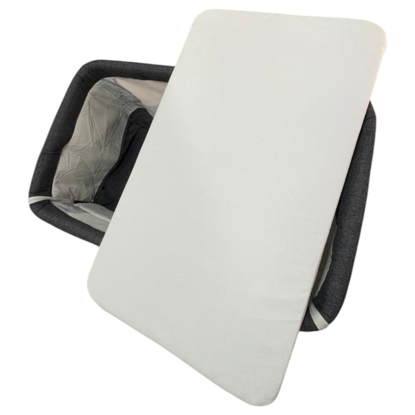 Bonfino-Regal-Crib-&-Bedside-Bassinet-1-7