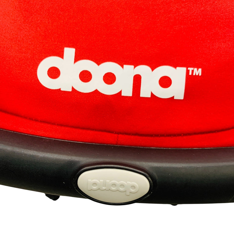 Doona+-Infant-Car-Seat-and-Stroller-Flame-Red-2-7