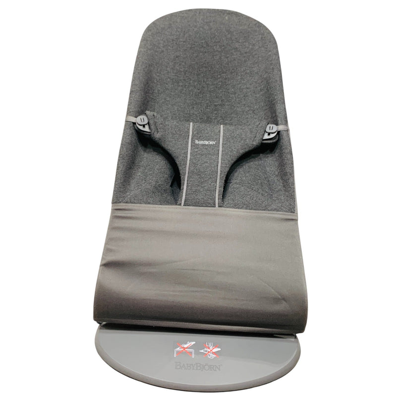 BabyBjörn-Bouncer-Bliss-Charcoal-Gray-1-2