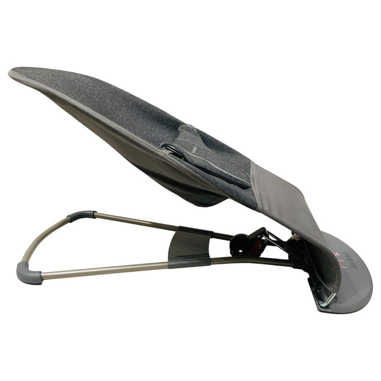 BabyBjörn-Bouncer-Bliss-Charcoal-Gray-1-3