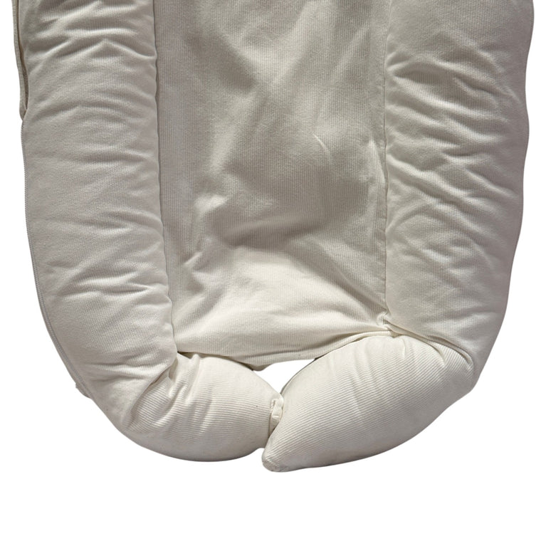 DockATot-Deluxe+-Dock-Pristine-White-8-4