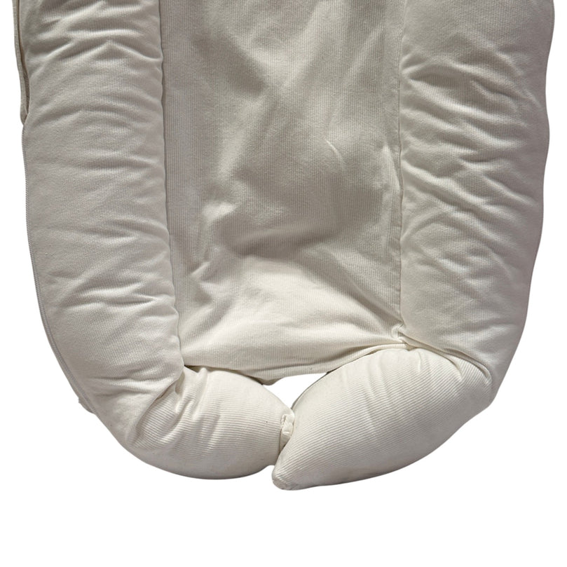DockATot-Deluxe+-Dock-Pristine-White-8-4