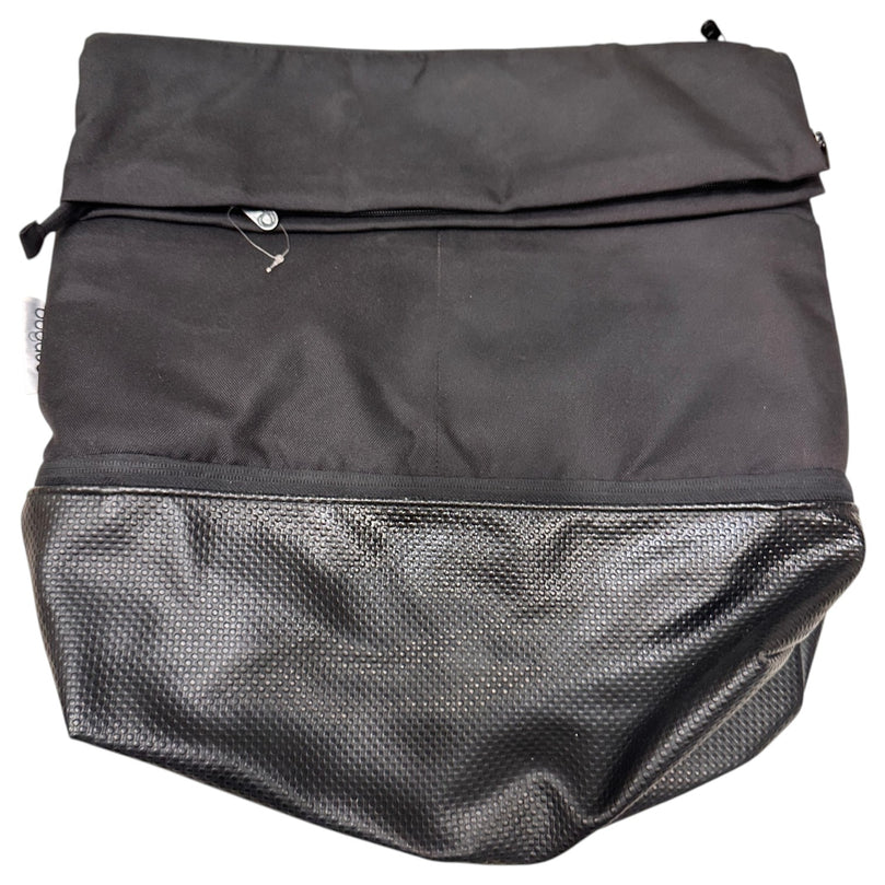 Bugaboo-Bag-Black/Red-Lining-1-2